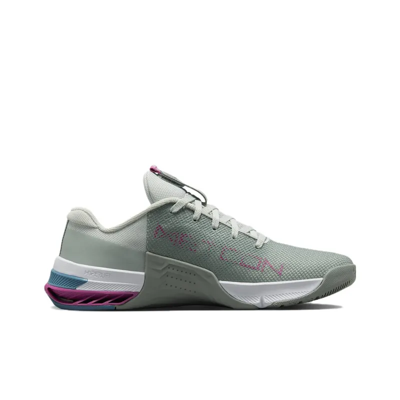 Nike Metcon 8 Mica Green Cosmic Fuchsia Women's-1