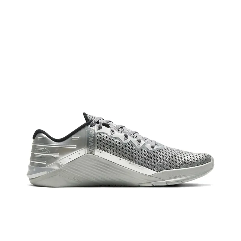 Nike Metcon 6 Premium Metallic Silver-1