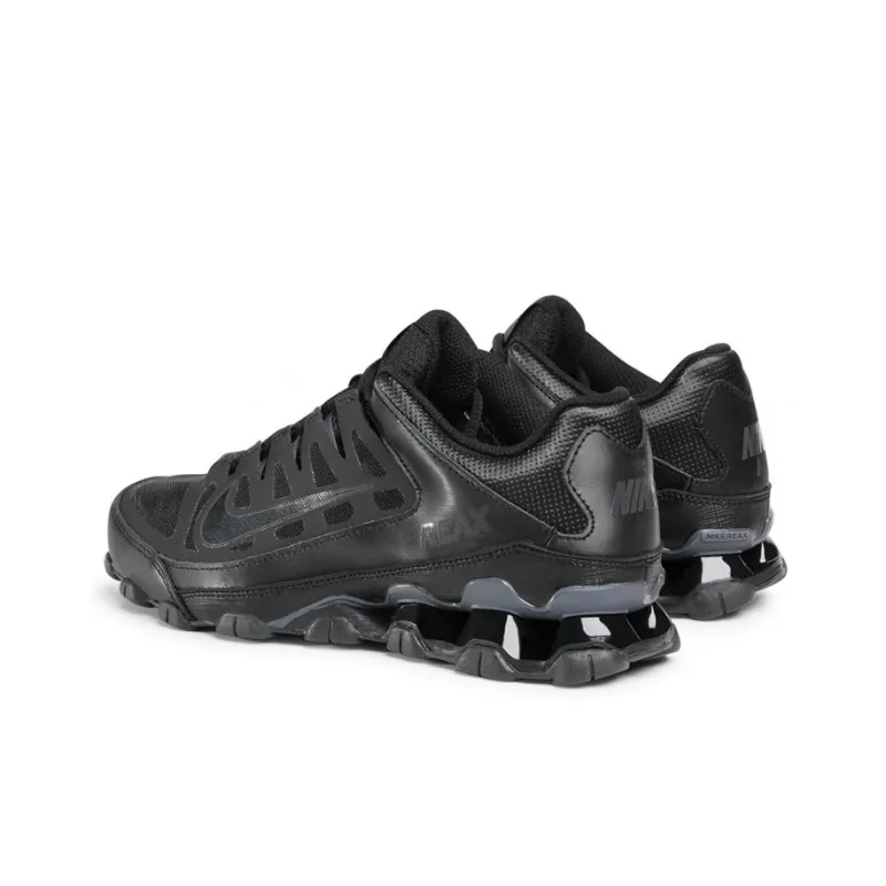 Nike Reax 8 TR Black-2