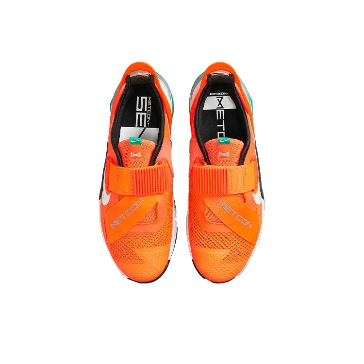 Nike Metcon 7 FlyEase 'Total Orange Clear Emerald'-3