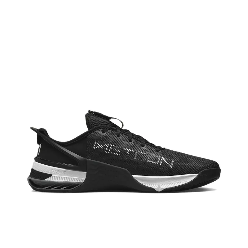 Nike Metcon 8 FlyEase Black Dark Smoke Grey-1