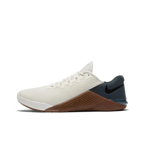 Nike Metcon 5 Pale Ivory Seaweed Light British Tan Black