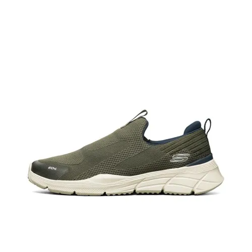 Skechers Equalizer 4.0 Training Shoes Men Low-Top Green