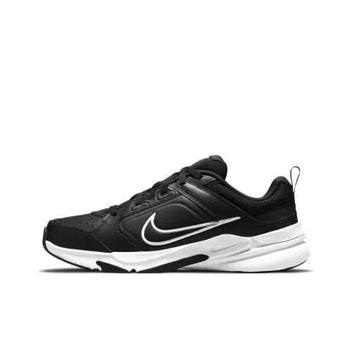 Nike Defy All Day 'Black/White' Sneakers