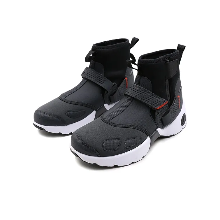 Jordan Trunner High Triple Black-1