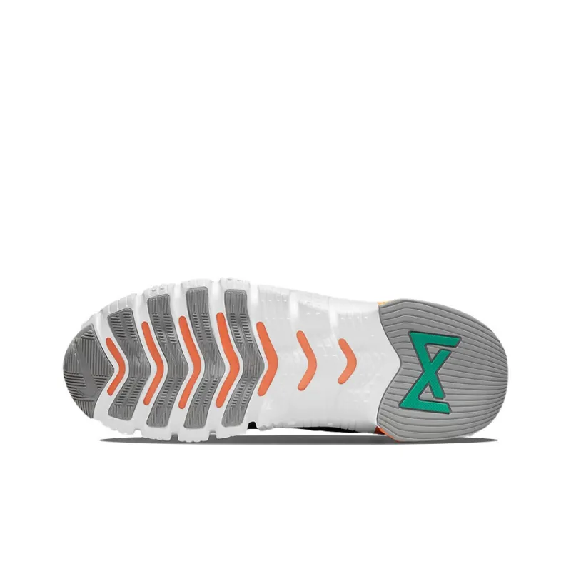 Nike Free Metcon 4 'Black Total Orange Emerald'-5