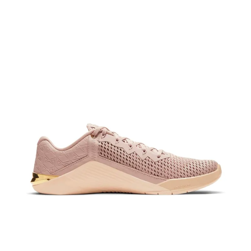 Nike Metcon 6 Premium 'Pink'-1