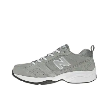 New Balance 623 V2