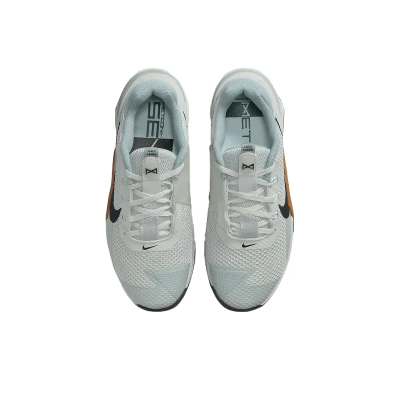 Nike Metcon 7 'Light Silver Desert Ochre'-3