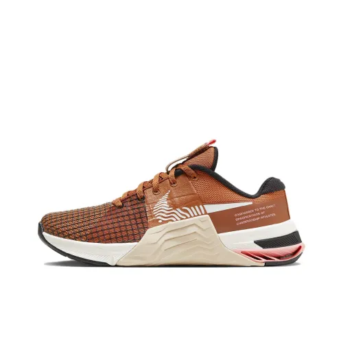 Nike Metcon 8 Training Shoes Women's Low-Top Brown/White