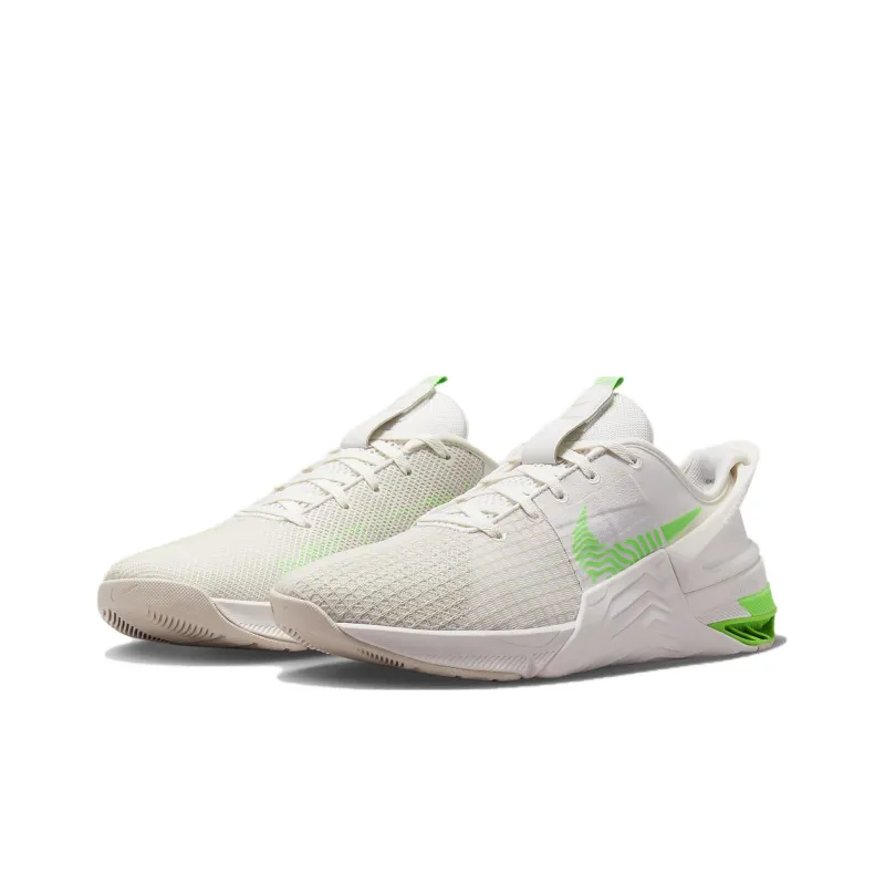 Nike Metcon 8 FlyEase 'Phantom Green Strike'-2