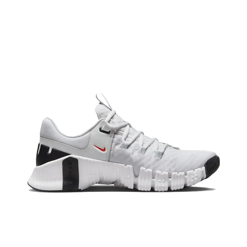 Nike Free Metcon 5 Photon Dust Picante Red Women's-1