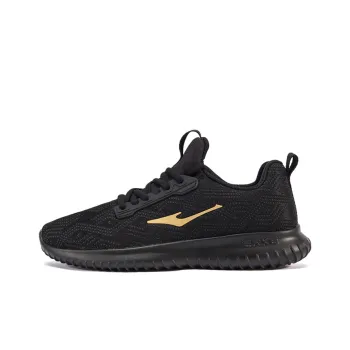 Erke Training Shoes Men Low Top Jet Black/King Gold