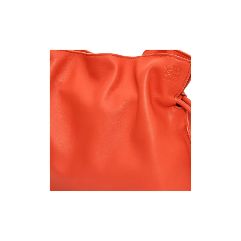 LOEWE Clutches-4