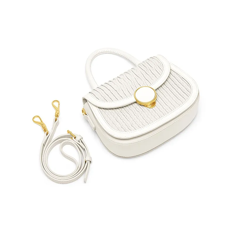 Gong Xuan Handbags Cloud Top Milkshake-3
