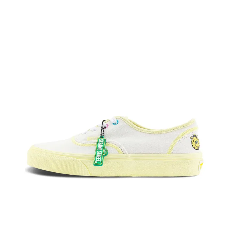 Authentic Sesame Street X Vans 'Big Bird'-0
