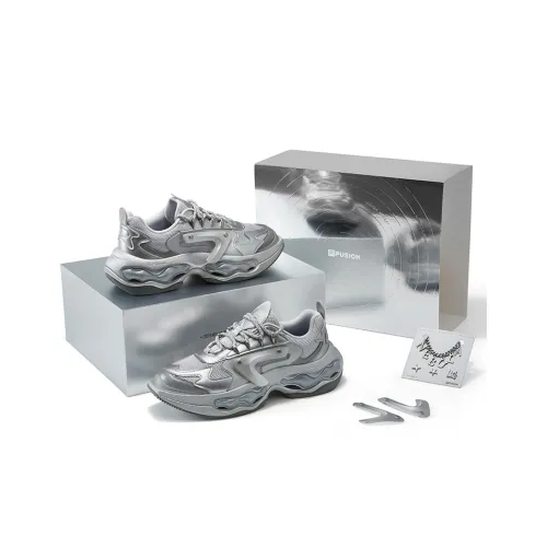 FILA FUSION Nebula Casual Shoes Women's Low Top Gray/Silver