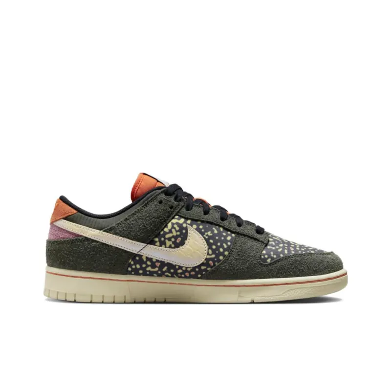 Nike Dunk Low Se Gone Fishing Rainbow Trout-1