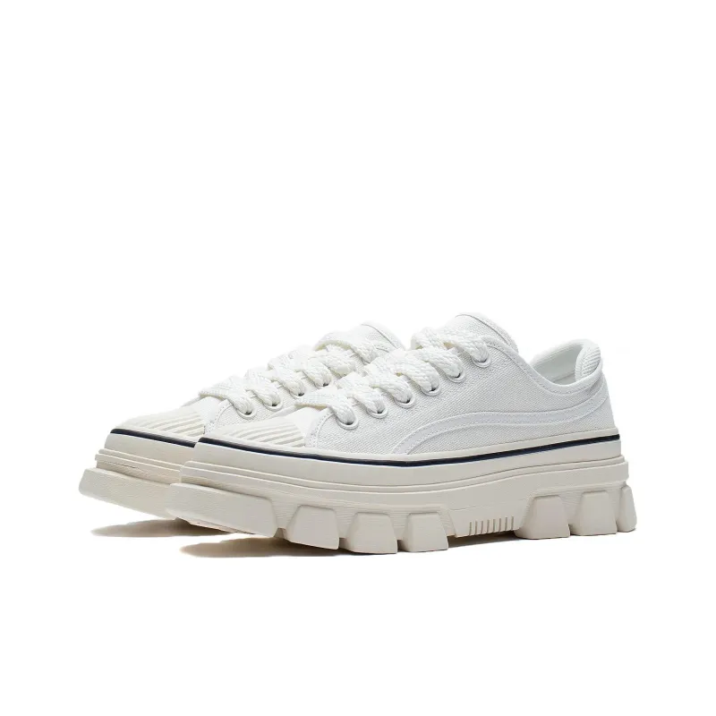 LiNing CF Tracing Anti Slip Wear Resistant Low Top Sports Casual Shoes Unisex White-2