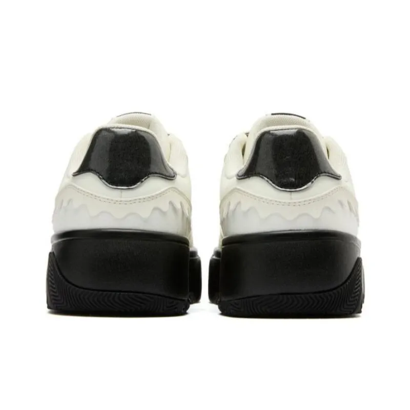 QIAODAN Lightweight Wear Resistant Cushioning Low Top Skateboard Shoes Women's Black White-3