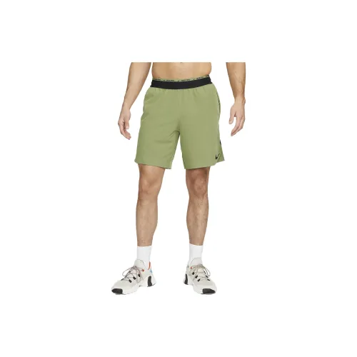 Nike Sports Shorts Men Light Green