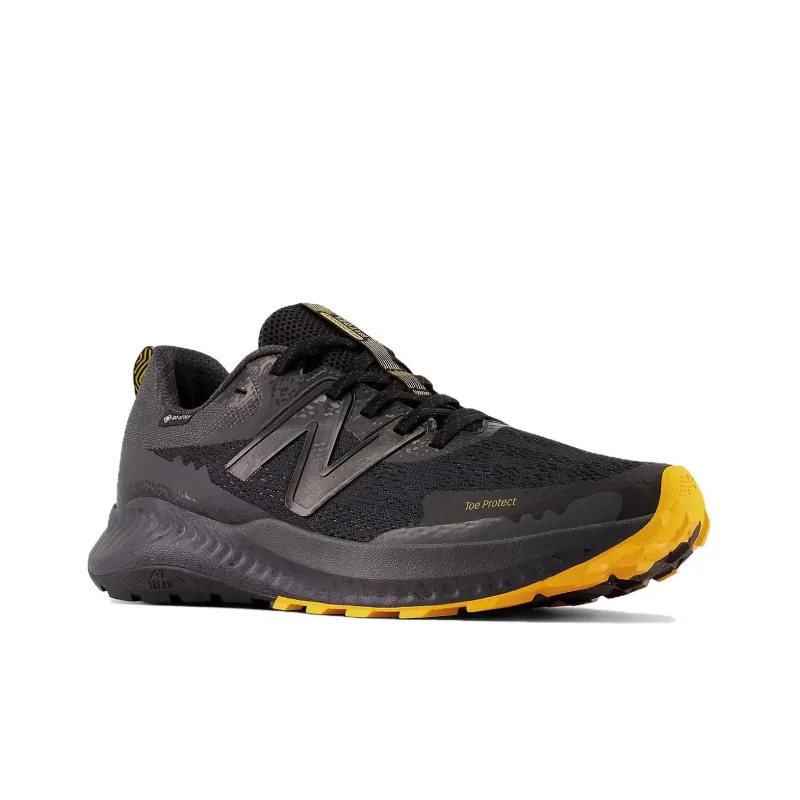 New Balance DynaSoft Nitrel V5 GORE TEX 'Black Vibrant Apricot'-2