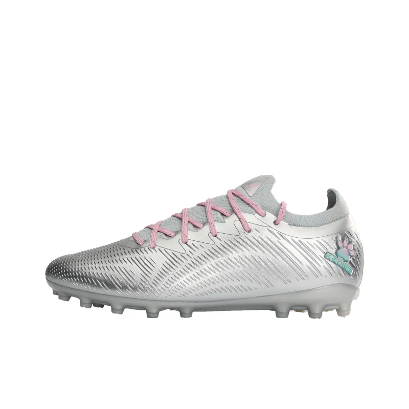 KELME MG Rubber Short Studs Non slip Lightweight Soccer Shoes Unisex Silver-0