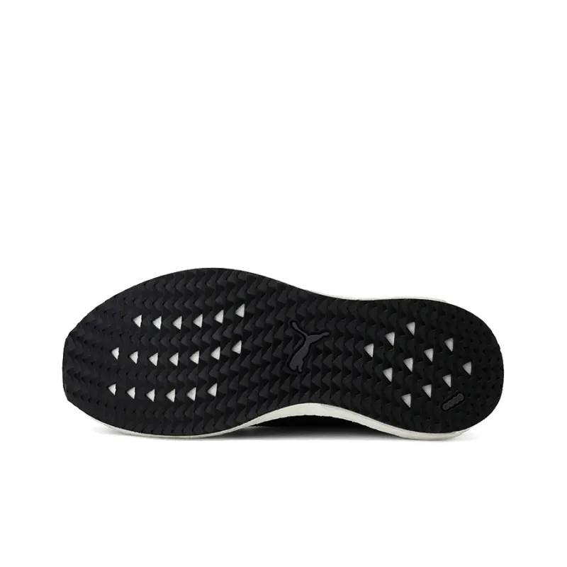 PUMA Mega Nrgy Knit Low Running Shoes Black/White Women's-5
