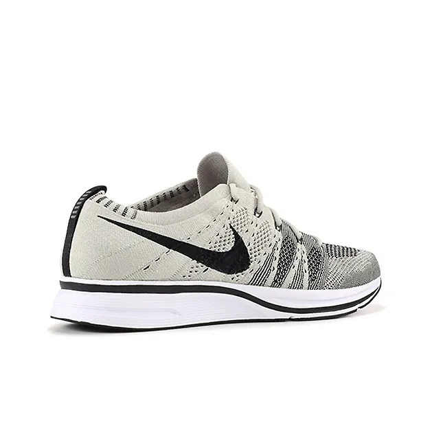 Nike Flyknit Trainer Pale Grey-2