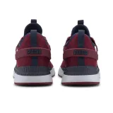 Puma Roba dona Gorres