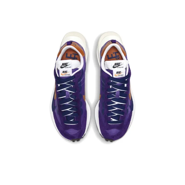Nike Vaporwaffle Sacai Dark Iris-3