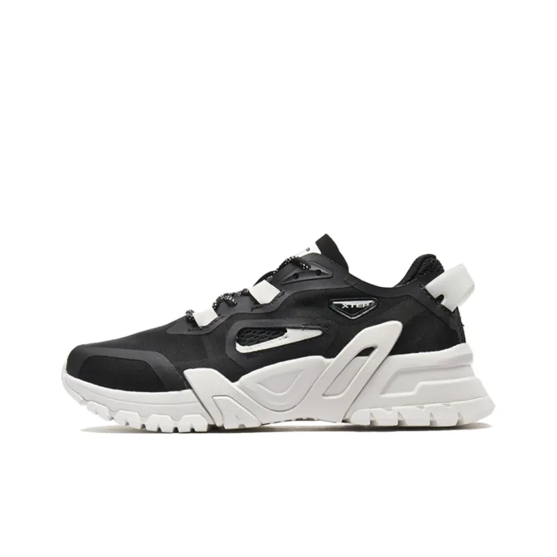 XTEP Casual Shoes Women's Low Top Black/White-0