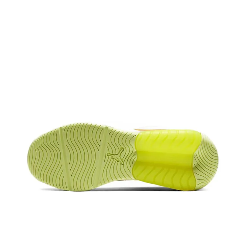 Jordan Max 200 Xx Sail Barely Volt Laser Orange Women's-4
