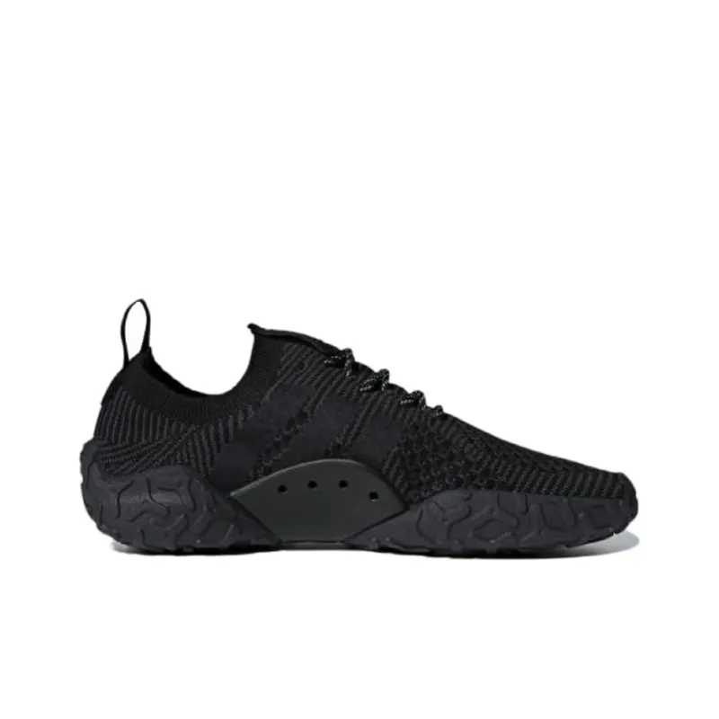 Adidas F/22 Triple Black-1