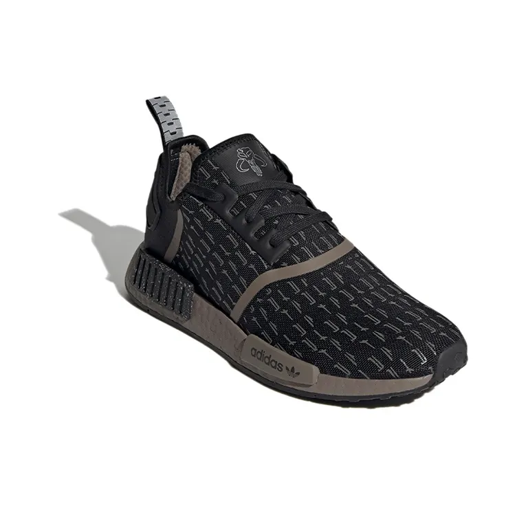 Adidas Nmd R1 Star Wars The Mandalorian-2