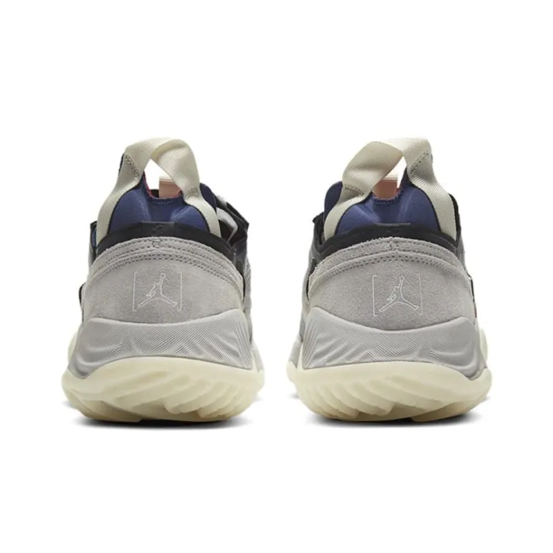 Jordan Delta Breathe Clear Medium Grey-4