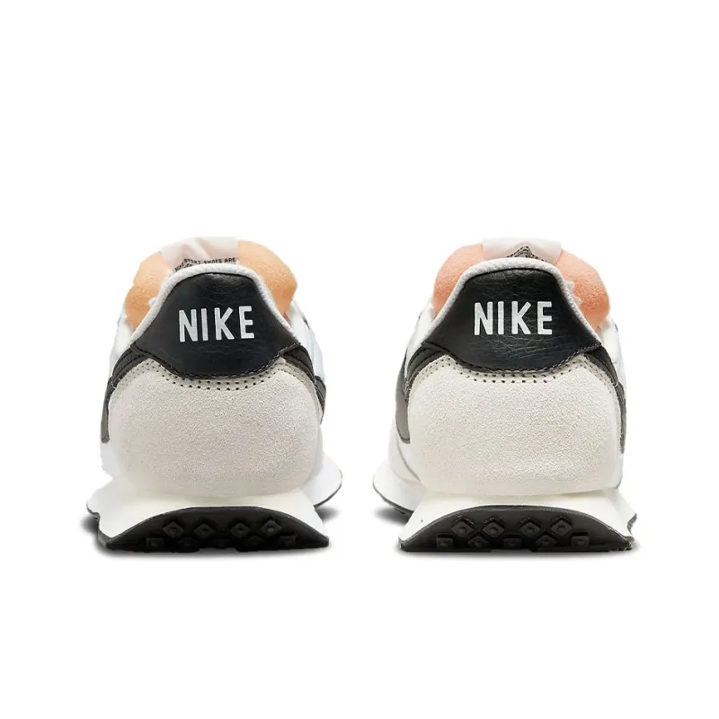 Nike Waffle Trainer 2 White Black-4