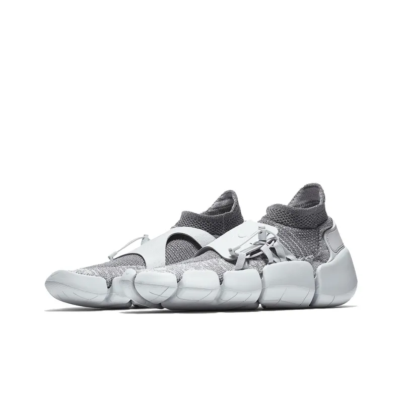 Nike Footscape Flyknit Dm 'Wolf Grey Pure Platinum'-2