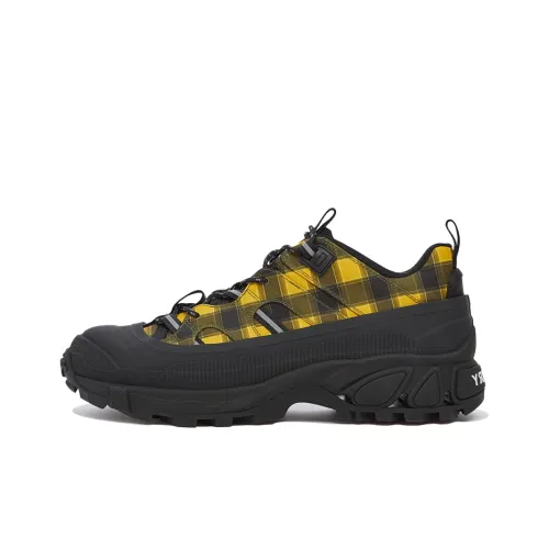 Burberry Lifestyle Shoes Men Low-Top Black/Yellow