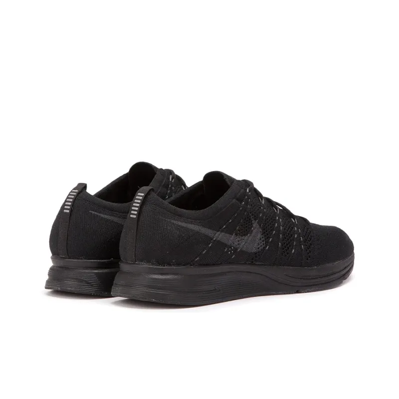Nike Flyknit Trainer Triple Black-3
