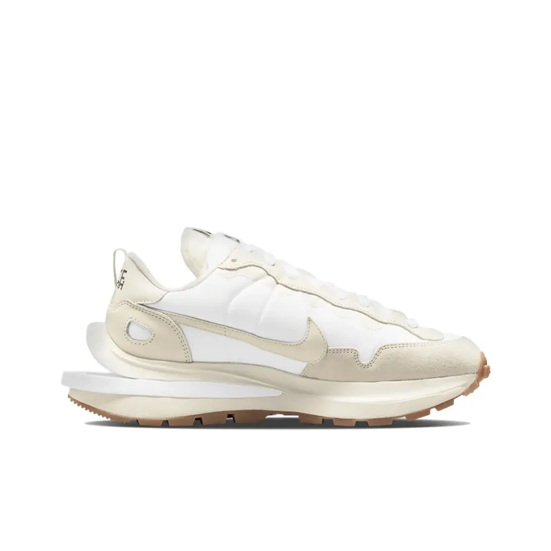 Nike X Sacai VaporWaffle 'Sail Gum'-1
