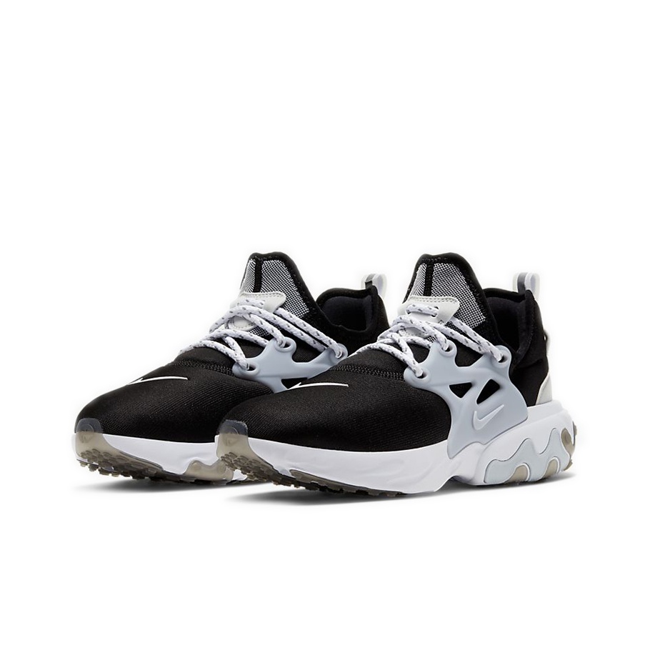 Nike presto react white black hotsell