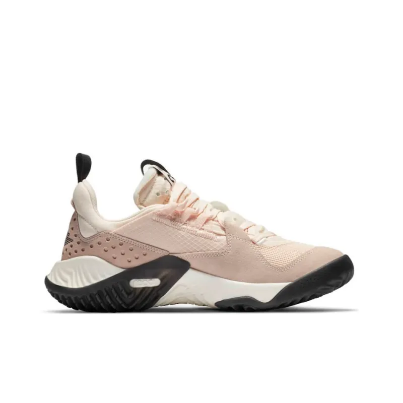 Jordan Delta Crimson Tint Women's-1