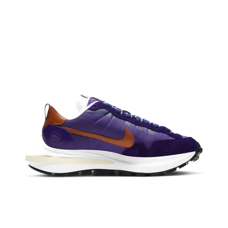 Nike Vaporwaffle Sacai Dark Iris-1