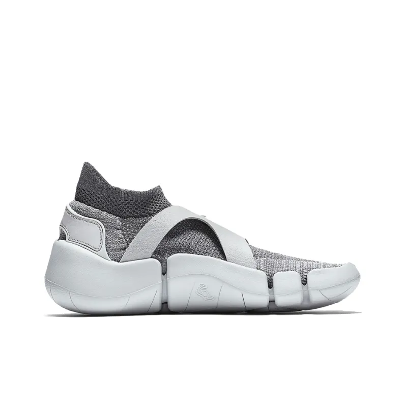 Nike Footscape Flyknit Dm 'Wolf Grey Pure Platinum'-1