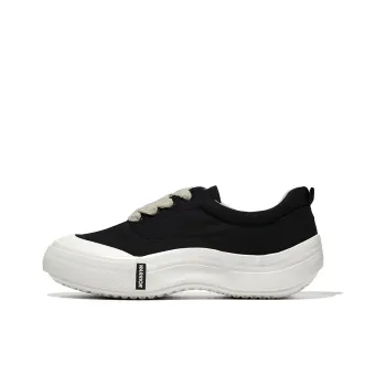 Warrior Ride The Wind And Waves Series Anti Slip Wear Resistant Low Top Sports Casual Shoes Women's Black Red