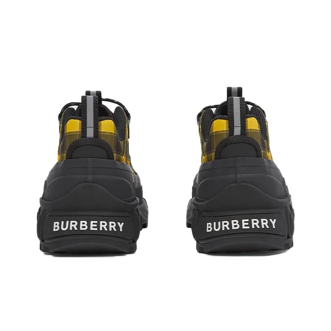 Burberry Arthur Anti-Slip And Wear-Resistant Lightweight Low-Top Sports Casual Shoes Men's Black Yellow-4