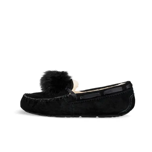 UGG DAKOTA Casual Shoes Women's Low-Top Black