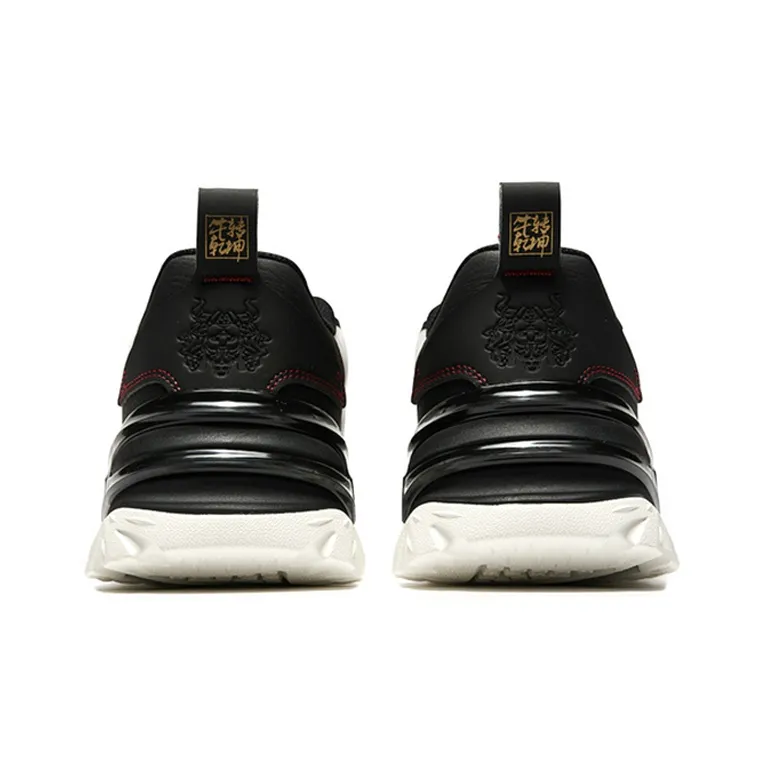 XTEP Cow Turns The World Cushioning Abrasion Resistant Lightweight Low Top Casual Shoes Men's White Black-3