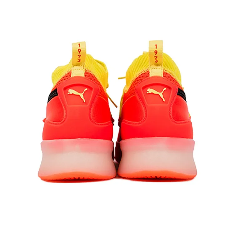 PUMA Clyde Court Disrupt Red Blast-3